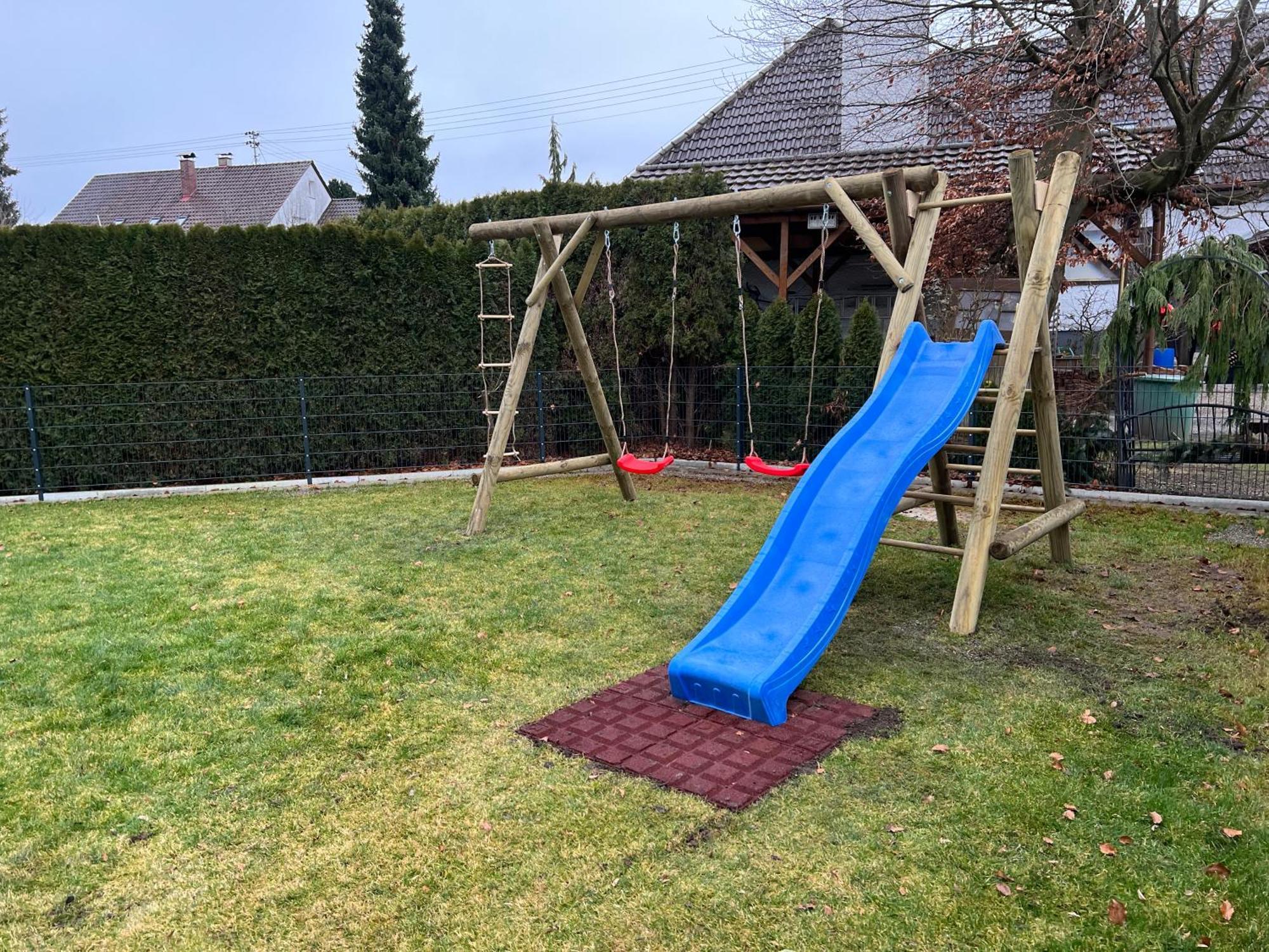 Ferienhaus Ferati 군즈부르크 외부 사진